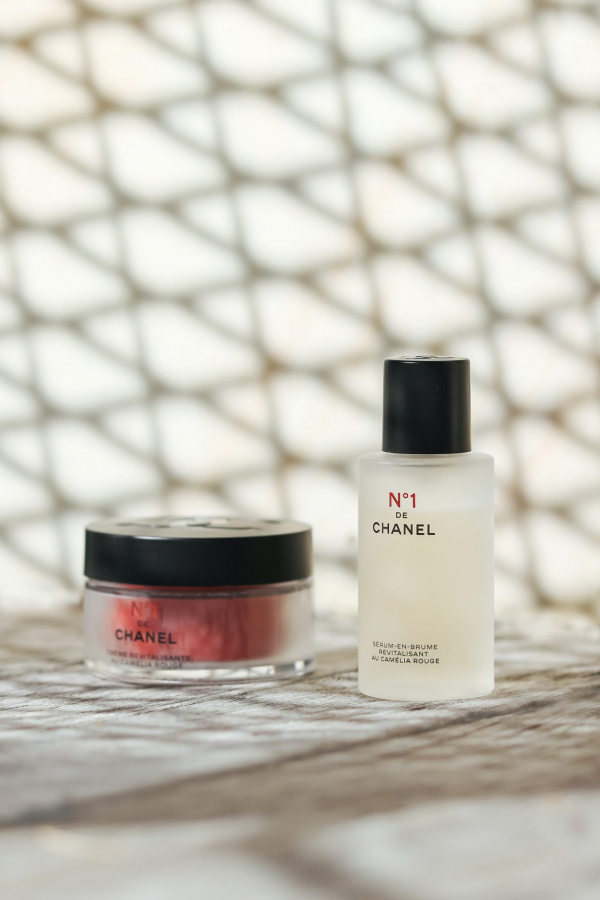 A G+S Review of No.1 De Chanel : Green + Simple